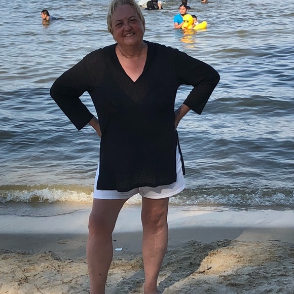 Meet your Posher, Jennie - Picture 1 of 1